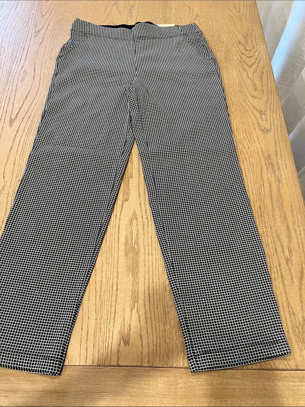 Max Studio Black and White Grid Dress Pants